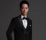 Bikin Pangling Dalam Balutan <i>Suit</i> 