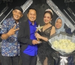 Memiliki Keluarga Suportif