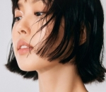 Tampil Nyentrik Dengan Rambut Pendek