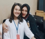Dekat dengan ibu sambung