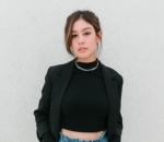 <i>Stunning</i> Dengan Gaya <i>Semi Looks</i>
