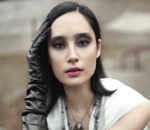 <i>Stand Out</i> Dengan <i>Make Up Gothic</i>