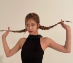 <i>Stunning</i> Dengan Rambut Kepang