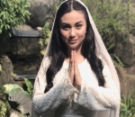 Anggun dan bersahaja