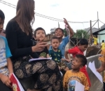memiliki jiwa sosial tinggi