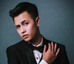 Gagah Dalam Balutan <i>Suit</i>