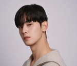 Cha Eunwoo 