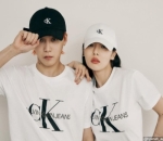 Jadi Model Pakaian Bareng