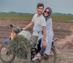 Tampil ala <i>couple</i> sederhana