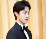 Gagah Dalam Balutan <i>Suit</i>