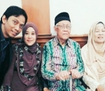 Potret Bersama Orang Tua