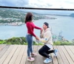Aksi Cium Tangan Ala Ridho