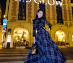 <i>Hello from paris</i>
