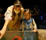 Luna sabar momong Lala
