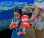 Luna dan Lala beli boneka