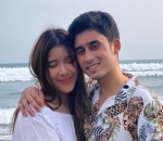 Main bareng di pantai 