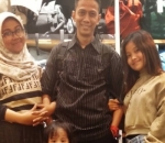 Bersama ketiga buah hati