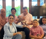 Momen Ameena Menabok Raul