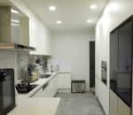 Dapur Serba Putih dan Hitam
