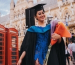 Berpendidikan Tinggi