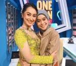 Akrab Dengan Lesty Kejora