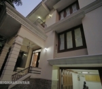 Penampakan depan