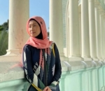 Pamerkan pesona anggun