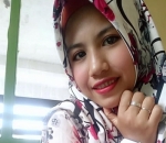 Bikin Adem Saat Berhijab