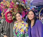 Potret hangat di momen <i>launching brand fashion</i>
