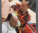 Rafatar yang gemas dengan adiknya