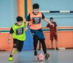 Bertanding Sepak Bola