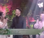 Menyanyi Bersama