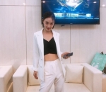 Tampil Anggun nan Glamor