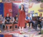 Memiliki Suara Merdu