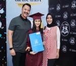 <i>Flawless</i> di Momen Wisuda