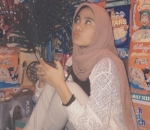Tampil dengan Hijab