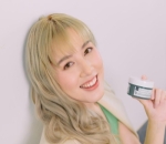 Jadi Bintang Iklan dan Pembawa Acara