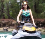 Jajal Naik Jet Ski
