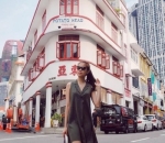 Ngeksis di di Jalanan Singapura