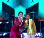 Duet dengan Dewi Persik