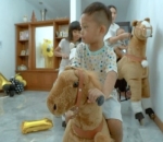 Ikutan Mainan Biar Anak Tak Bosan