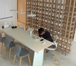 Meja Makan <i>Aesthetic</i>