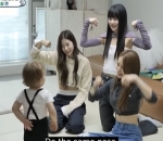 Sakura, Eunchae, Kazuha Ajarkan Tarian