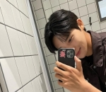Ikuti Tren Mirror Selfie