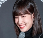 Senyum Gemas Park Eun Bin