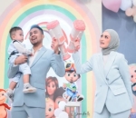 Momen Ultah Pertama Baby Adzam