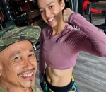 Pamer Abs