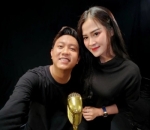 Pamer Kemesraan