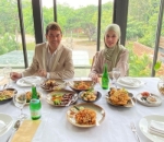 Lunch dengan Nuansa Alam