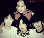 Debut di Tahun 2003
